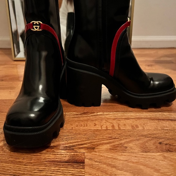 THIS SEASON GUCCI BOOTIES (W/ INTERLOCKING G) - Picture 3 of 6